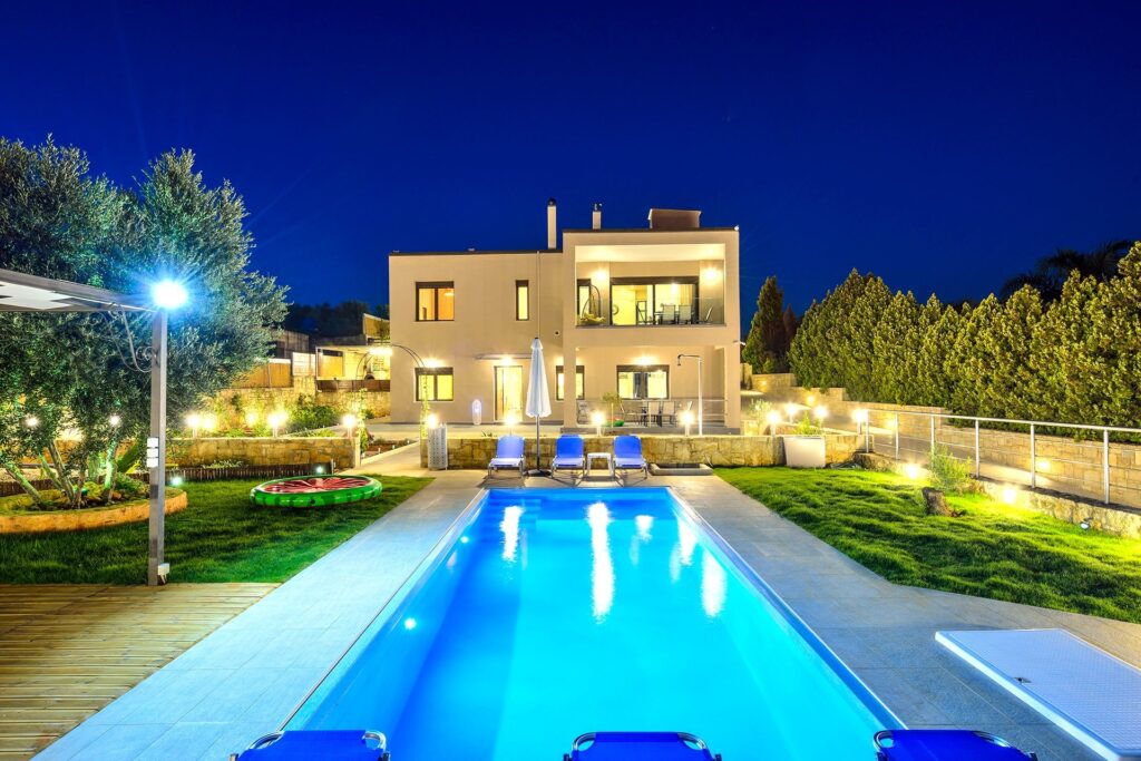 Luxury Villa Abelizia in Vamvakopoulo, Chania
